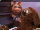 VIDEO: Miss Piggy Gives It Her All In ”The Entertainer”